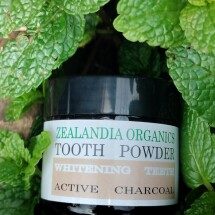 TOOTH POWDER WHITENING TEETH Active Charcoal Image