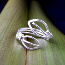 Eco Silver 2 Leaves Adjustable Ring Image