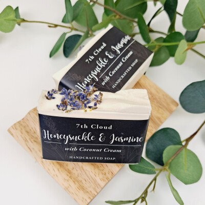 Honeysuckle & Jasmine Soap Image